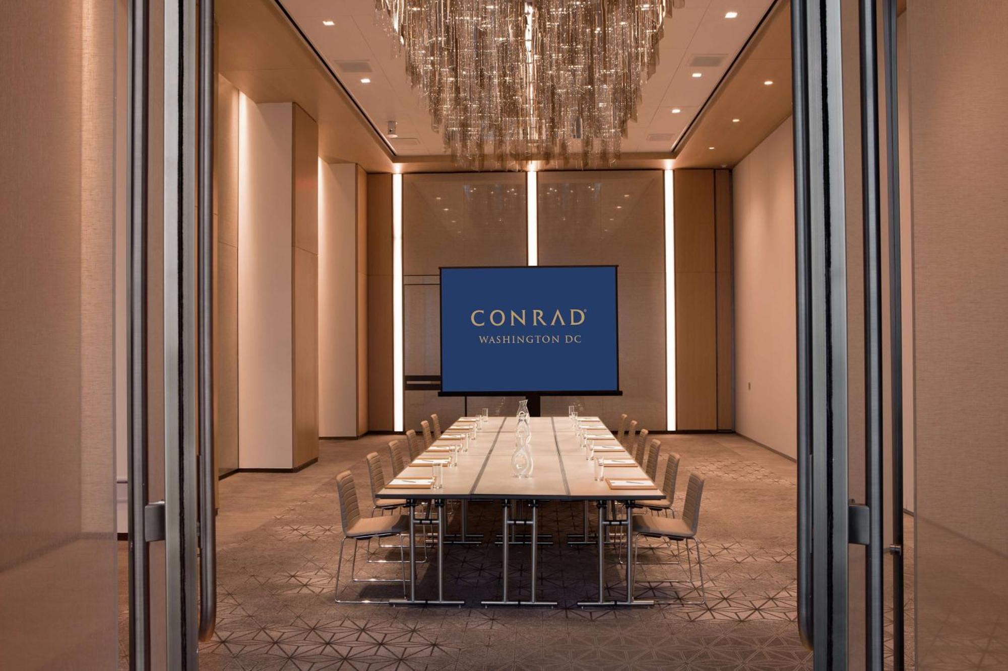 Отель Conrad Washington Dc Экстерьер фото